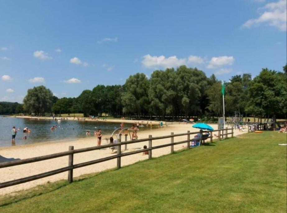 Wildberry Glamping Hotel Orgeres-la-Roche Bagian luar foto